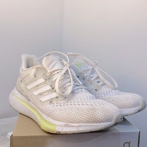 Adidas Bounce Athletic Sneakers